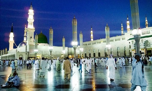 Makkah to Madinah: Exploring Taxi Options for Pilgrims