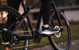 Electric Bikes and Fitness: How E-Bikes Are Changing the Exercise Landscape
